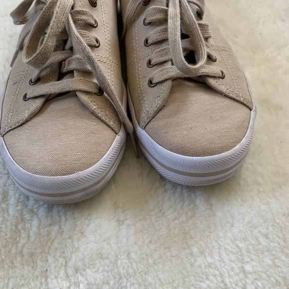 Keds Tan Canvas - Picture 6 of 10